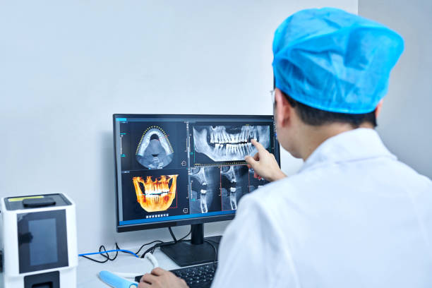 Best Weekend Emergency Dentist in Port Washington, WI