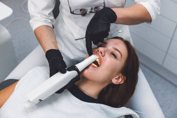 Best Emergency Tooth Extraction in Port Washington, WI